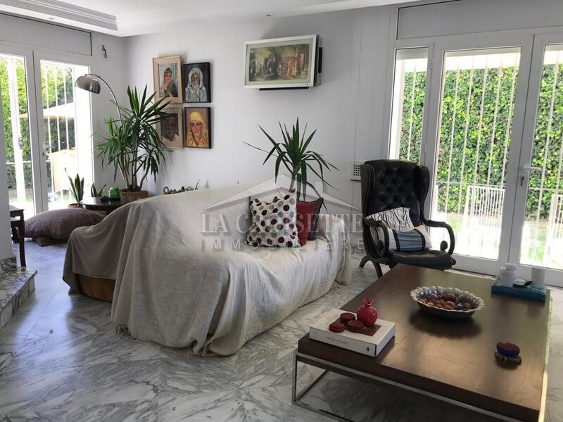 Villa S+4 meublée à La Marsa